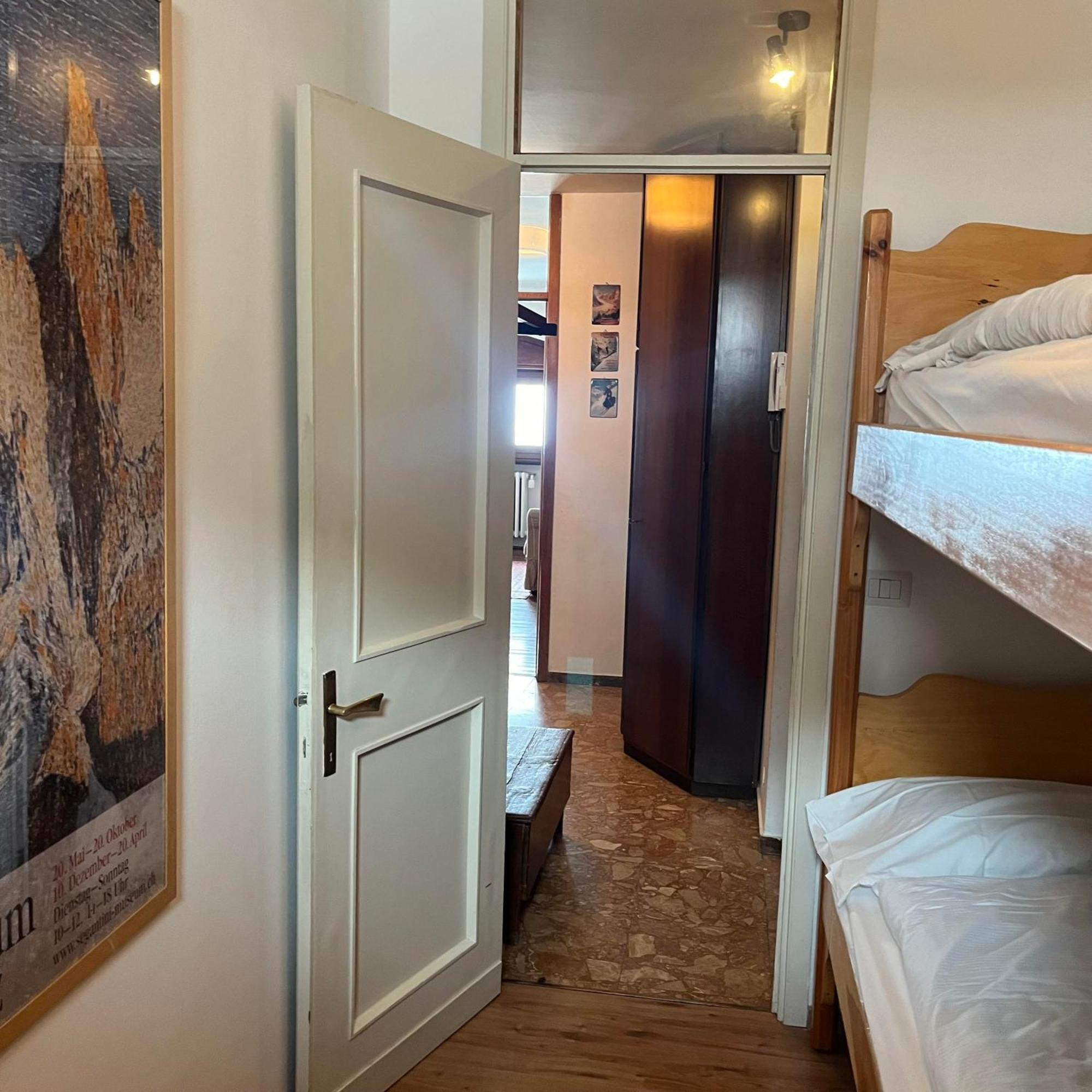 Appartamento Cervinia Fronte Funivie ブレウイル・チェルヴィナイア エクステリア 写真